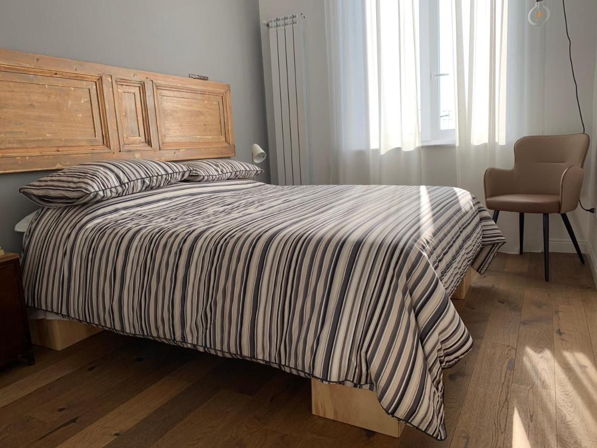 The Quality Apartment Napoli Exterior photo